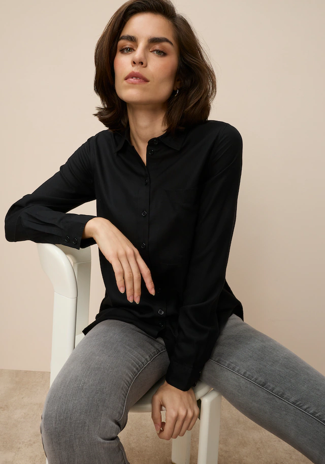 Tamaris Hemdbluse »mit lockerem Schnitt, aus fließender Viskose-Qualität« im Oversize-Look mit Tasche