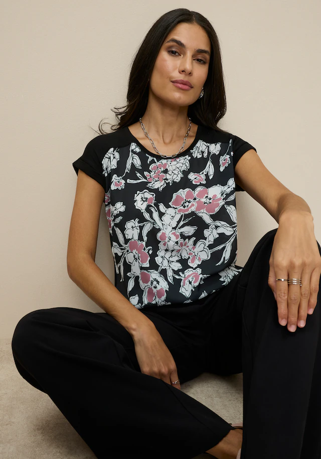 Tamaris Shirtbluse »aus elastischer Viskosemischung mit Satineinsatz« in lockerer Form mit Print