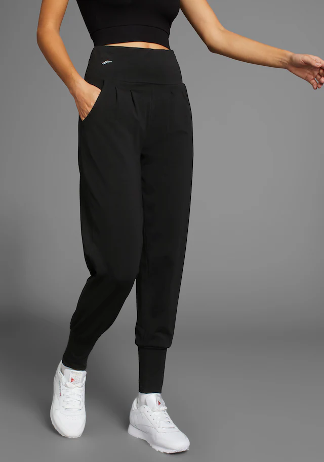 FAYN SPORTS Yogahose Zwei seitliche Eingrifftaschen & breiter Bund für sicheren Sitz
