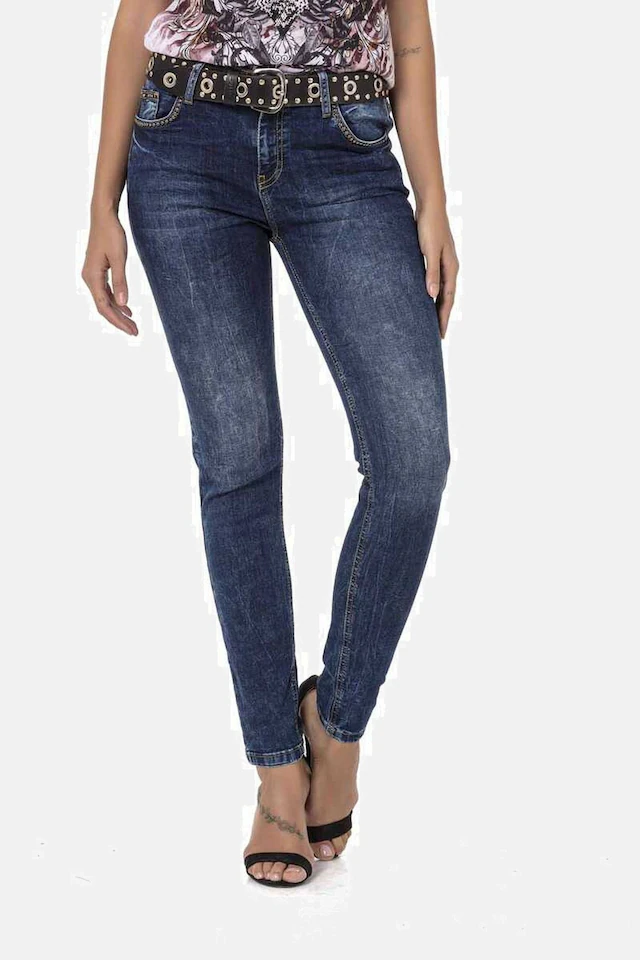 Cipo & Baxx 5-Pocket-Jeans »Jeans« mit dezenter Waschung und coolen Nieten, WD460