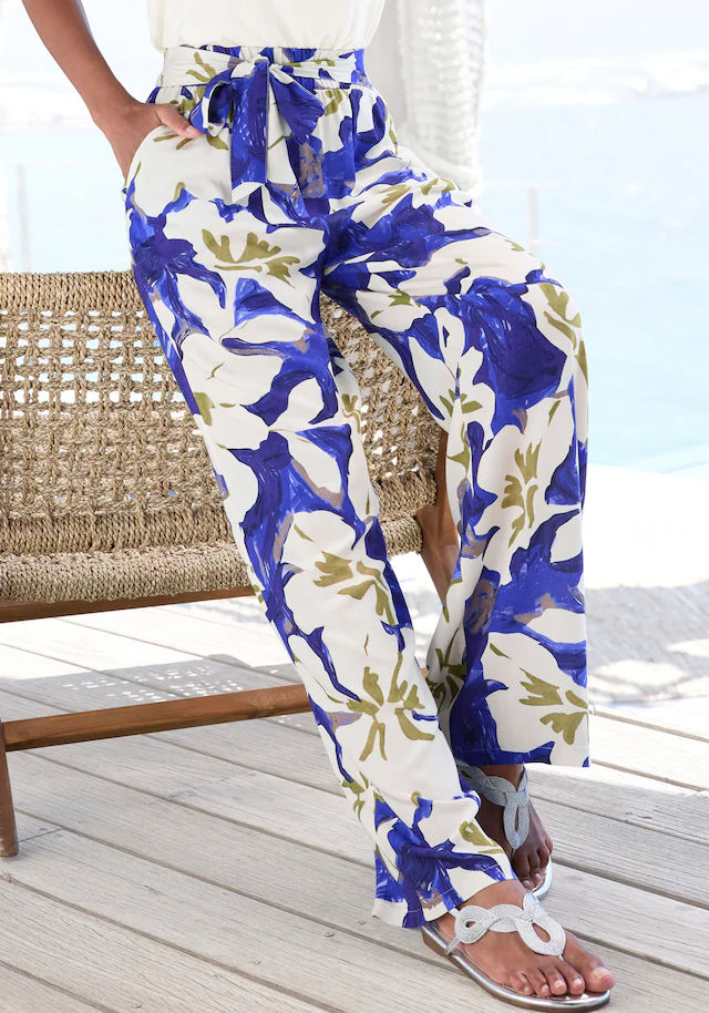 Vivance Palazzohose mit Bindegürtel und großem Blumendruck, luftige Sommerhose, elegant