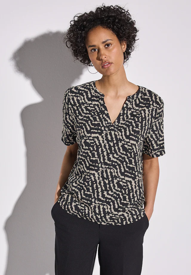STREET ONE Shirtbluse mit geschlitztem Rundhalsausschnitt