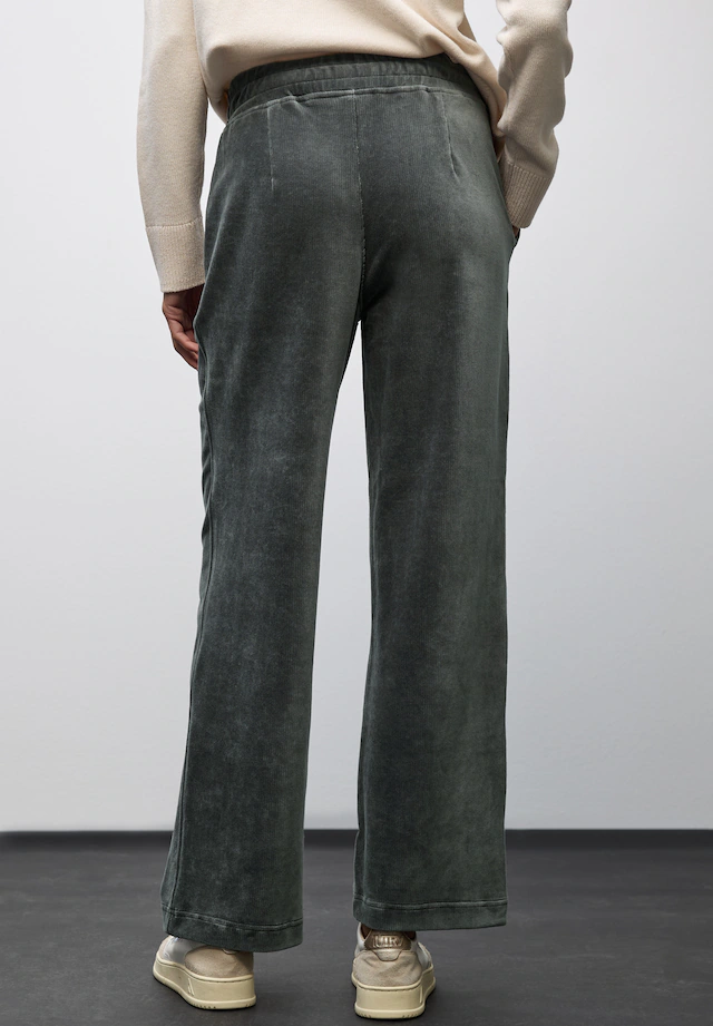 STREET ONE Cordhose mit Stretch und seitliche Taschen