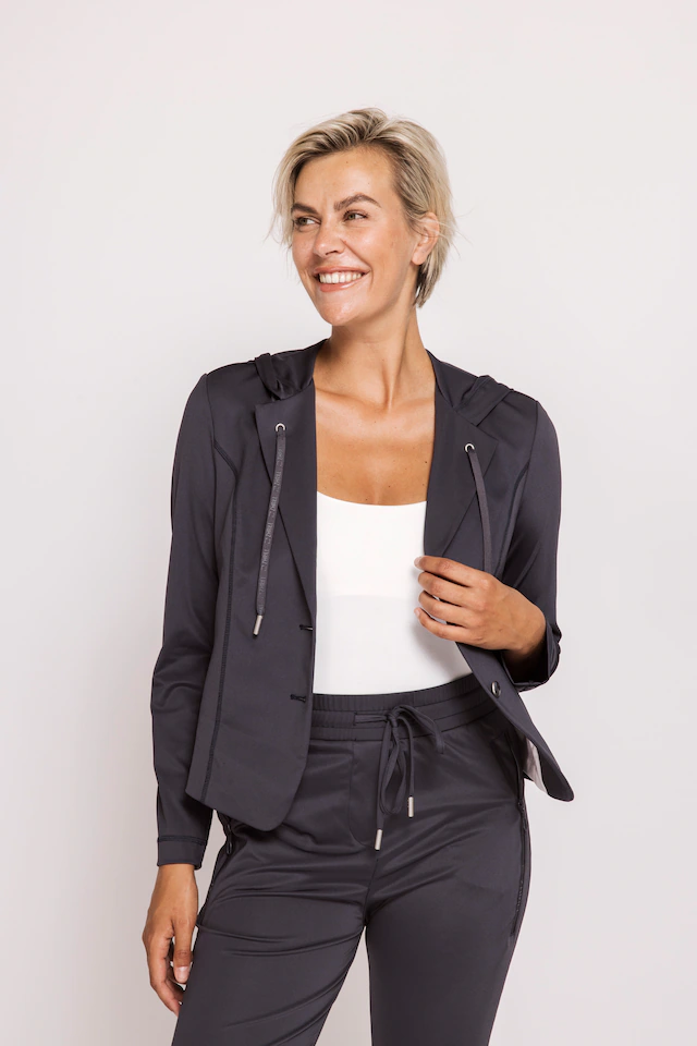 Zhrill Kurzblazer »ZHDARCIA Blazer mit Kapuze« aus Polyamid und Elasthan, taillierte Passform, mit Reverskragen