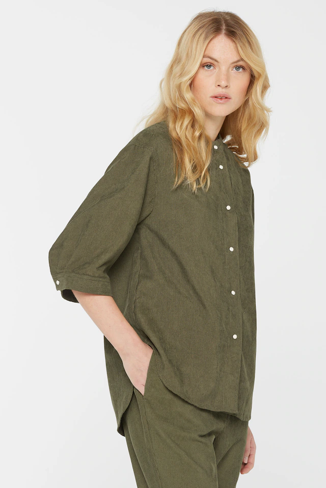 SENSES.THE LABEL Kurzarmbluse aus Feincord