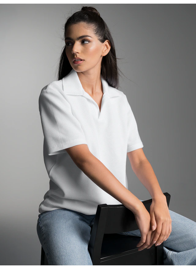 Trigema Poloshirt »TRIGEMA Oversized Poloshirt ohne Knopfleiste in Waffeloptik« 1 Stk.