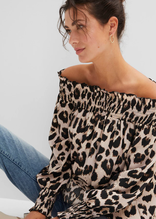 bonprix Longbluse Oversize-Passform, Vokuhila-Schnitt, mit Rüschen, aus Polyester