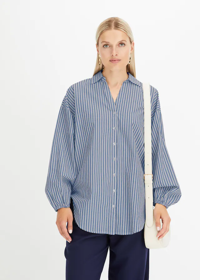 bonprix Langarmbluse »Oversize-Bluse aus reiner Baumwolle« Oversize-Passform, mit V-Ausschnitt, aus Baumwolle