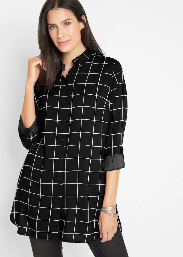 bonprix Longbluse »Karierte Longbluse mit Taschen« figurumspielende Passform, mit Karomuster, aus Viskose