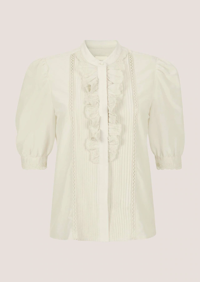 MADELEINE Kurzarmbluse »Rüschenbluse Blusenshirt mit Spitzendetails« Feine Spitzenbänder