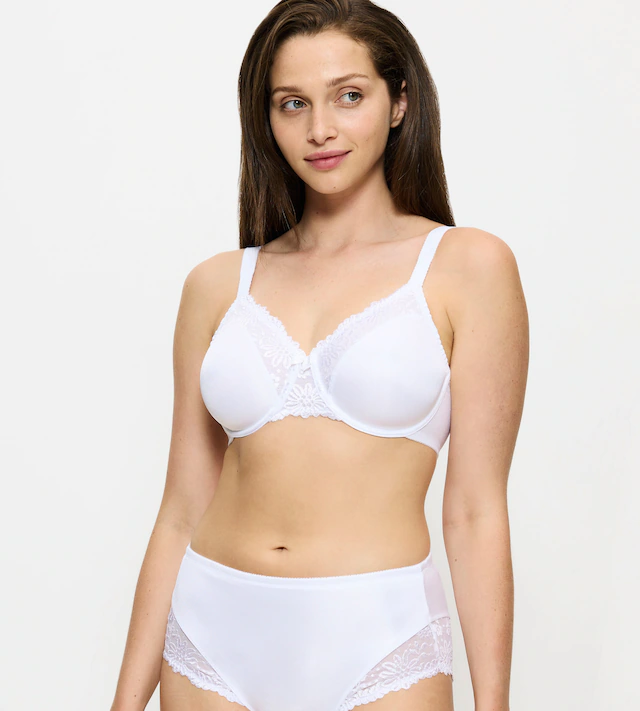 Triumph Minimizer-BH »Ladyform Soft« verkleinert die Brust optisch um eine Cup-Größe