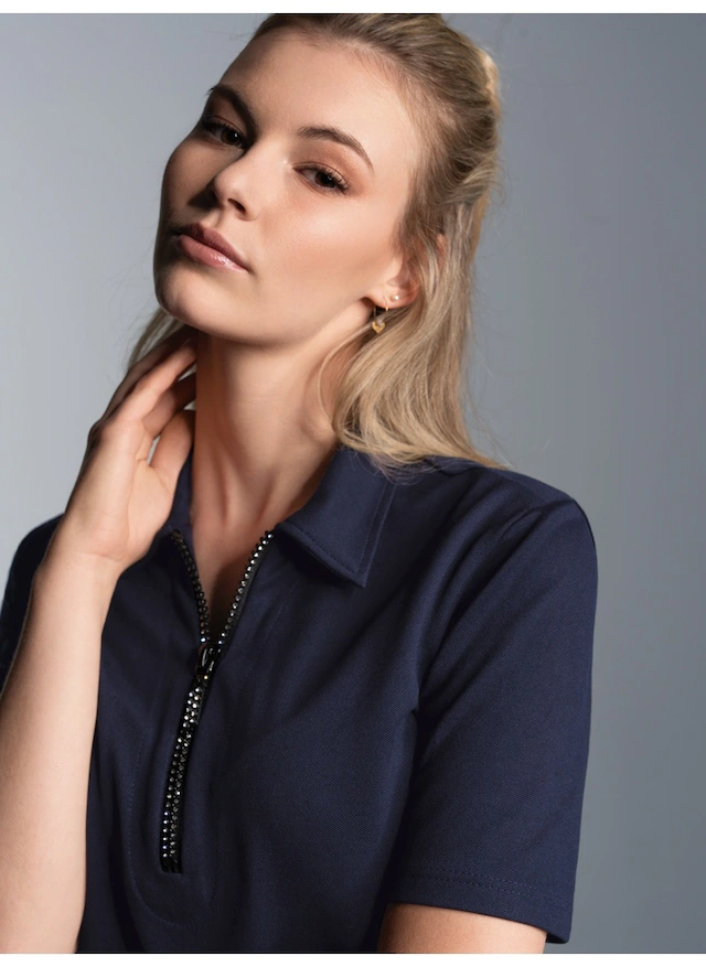 Trigema Poloshirt »TRIGEMA Slim Fit Poloshirt mit Kristallsteinen« 1 Stk.