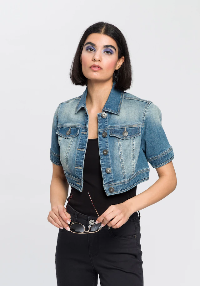 Arizona Jeansjacke aus Baumwollmischung,figurbetont,extrakurz,in Stretch-Qualität