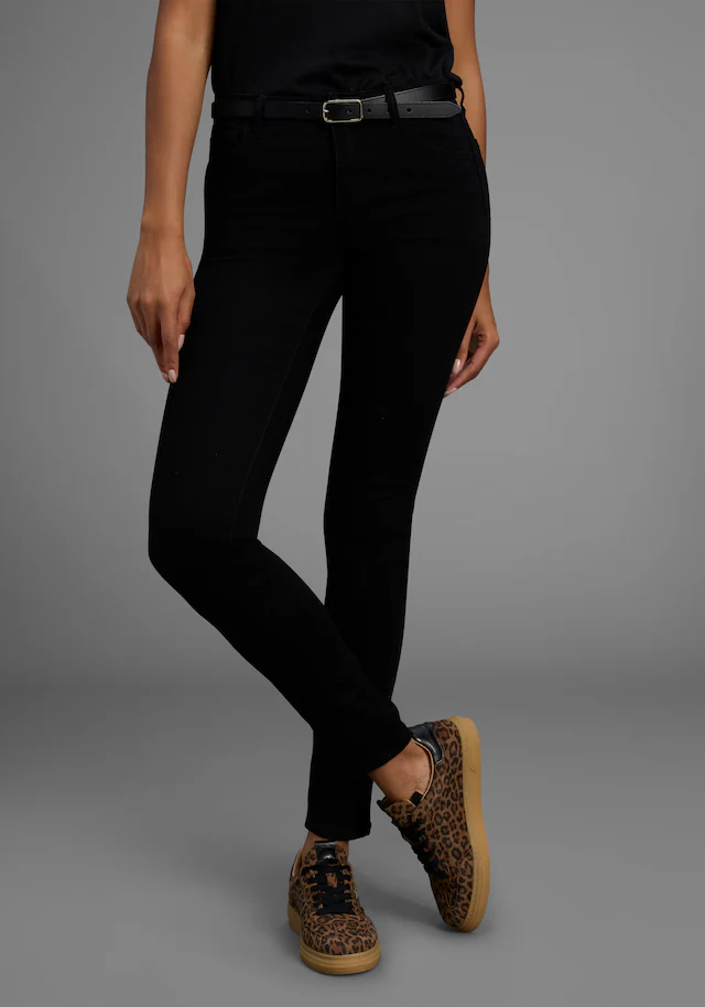 Arizona Skinny-fit-Jeans »Ultra-Stretch« extra-enger Beinverlauf,normale Leibhöhe,mit Eingrifftaschen