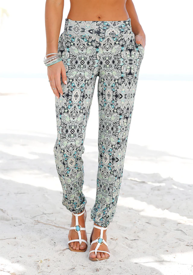 LASCANA Strandhose mit Ethnoprint und Taschen, leichte Sommerhose, Jerseyhose