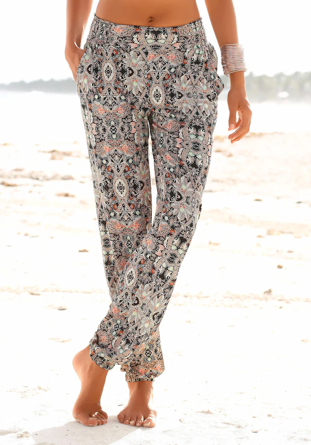 s.Oliver Strandhose mit Alloverprint und Taschen, Stoffhose, leichte Sommerhose, elastisch