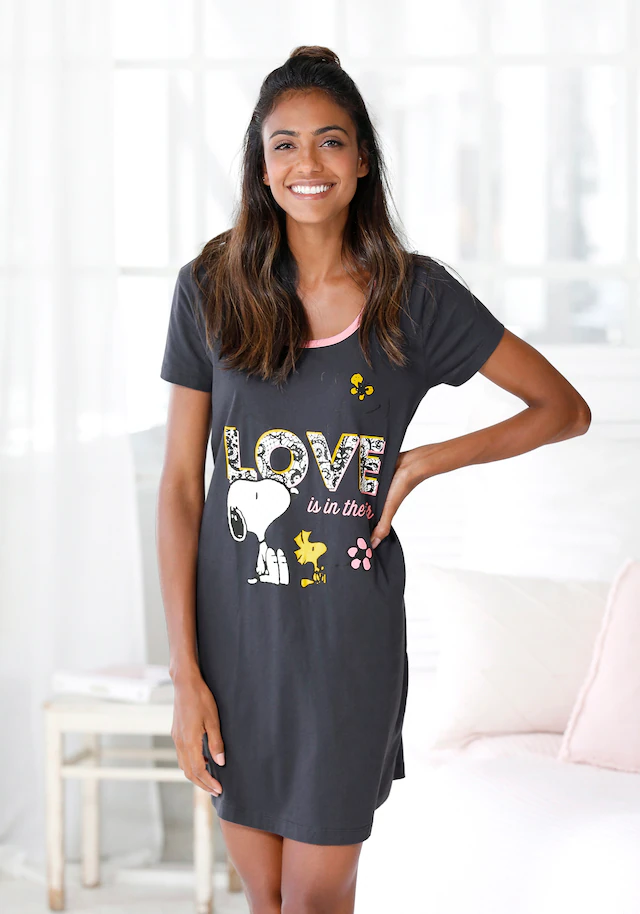 Peanuts Sleepshirt mit großem Snoopy-Motiv