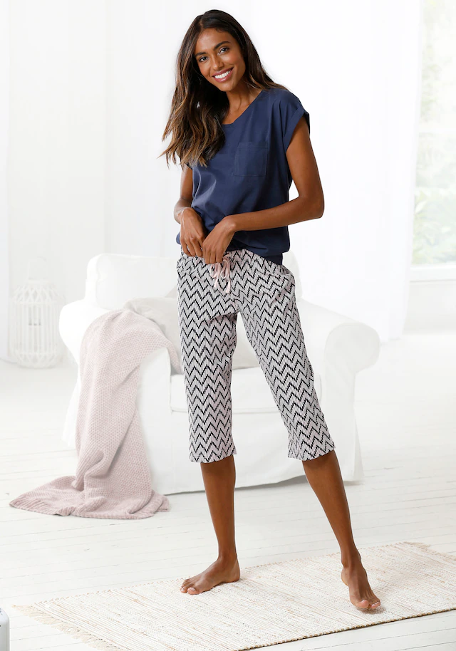 Vivance Dreams Capri-Pyjama Set, 2 tlg. mit gemusterter Schlafhose