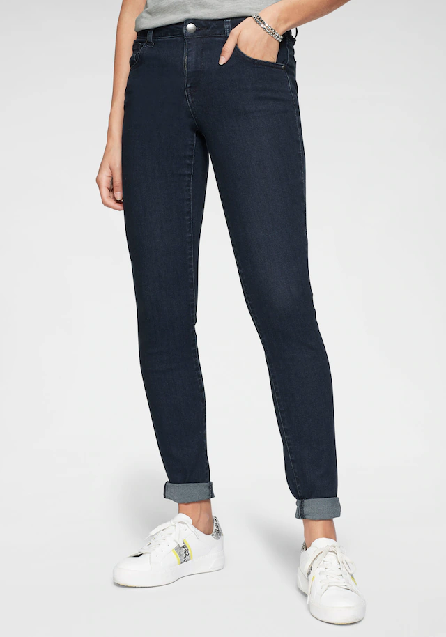Tamaris Skinny-fit-Jeans »aus bequemen Stretch-Denim« schmale Beinweite, mit Gürtelschlaufenbund, mit Metallreißverschluss