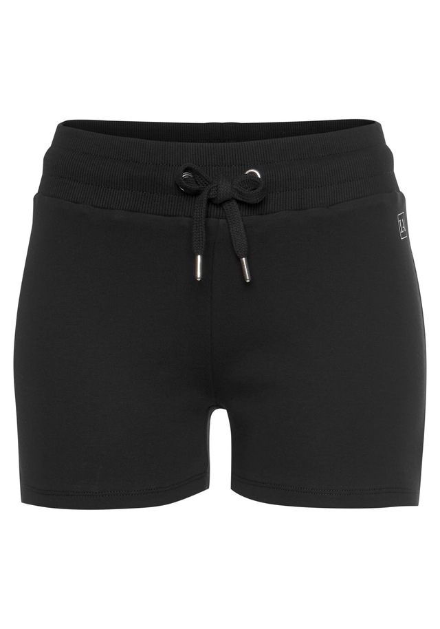 LASCANA ACTIVE Shorts mit kleinen Seitenschlitzen