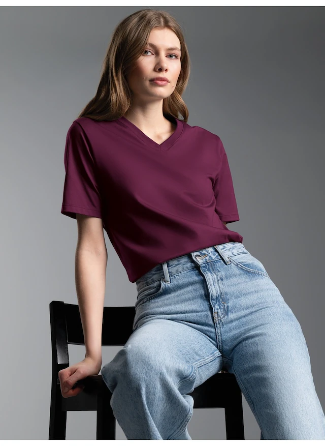 Trigema T-Shirt »TRIGEMA V-Shirt DELUXE Baumwolle« 1 Stk.