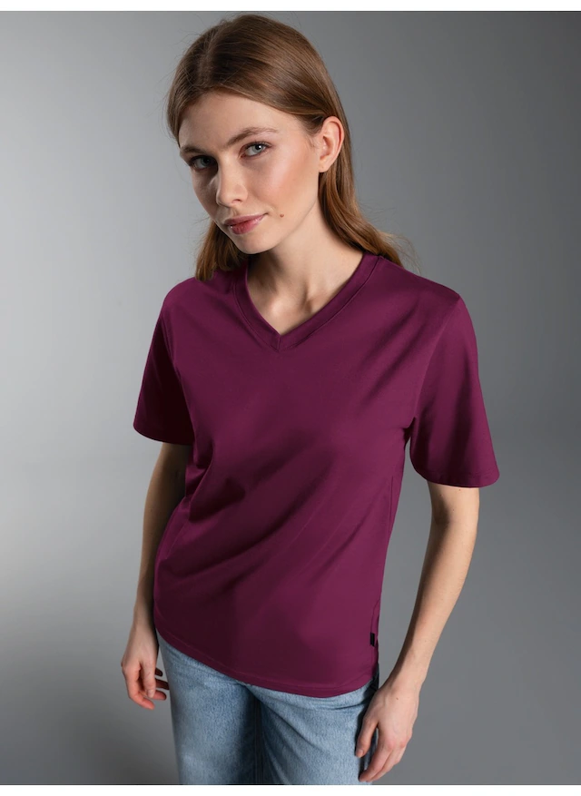 Trigema T-Shirt »TRIGEMA V-Shirt DELUXE Baumwolle« 1 Stk.