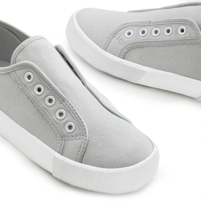 LASCANA Sneaker »Slip-On-Sneaker,« Slipper, Halbschuh bequem zum Reinschlüpfen VEGAN
