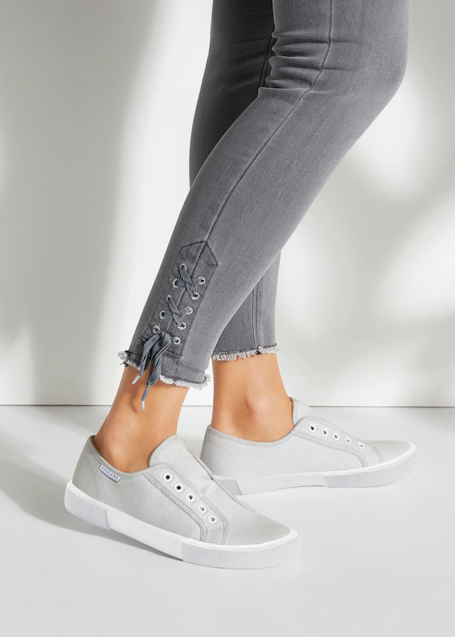 LASCANA Sneaker »Slip-On-Sneaker,« Slipper, Halbschuh bequem zum Reinschlüpfen VEGAN