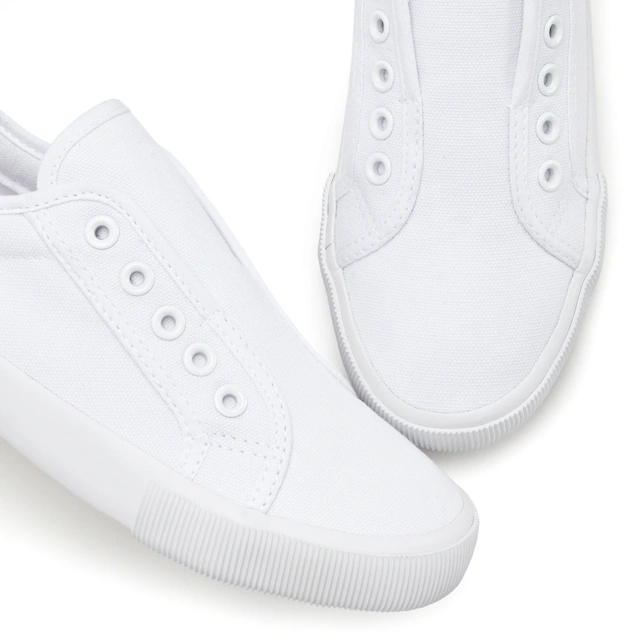 LASCANA Sneaker »Slip-On-Sneaker,« Slipper, Halbschuh bequem zum Reinschlüpfen VEGAN