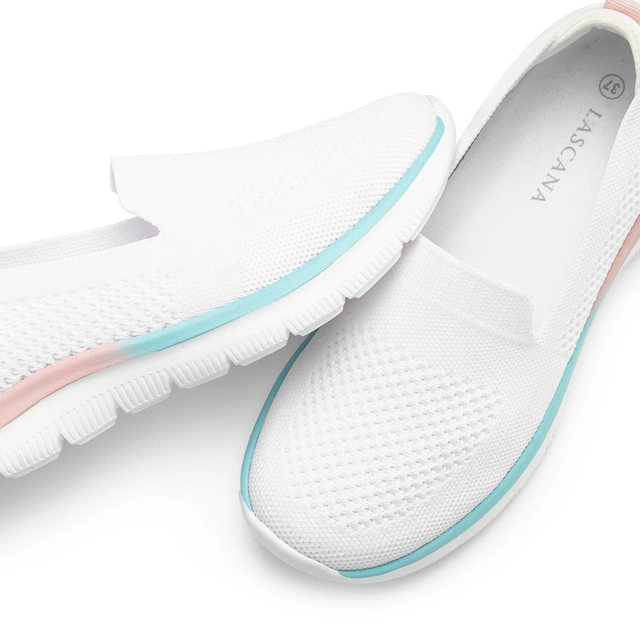 LASCANA Slipper »Halbschuh, Sneaker, Slip-On-Sneaker,« aus bequemen Textil-Material zum Reinschlüpfen VEGAN
