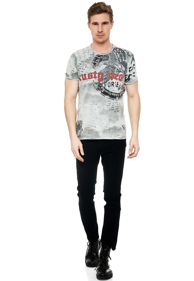 Rusty Neal T-Shirt mit eindrucksvollem Print