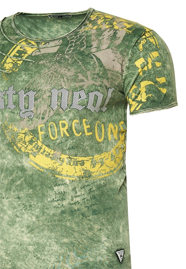 Rusty Neal T-Shirt mit eindrucksvollem Print
