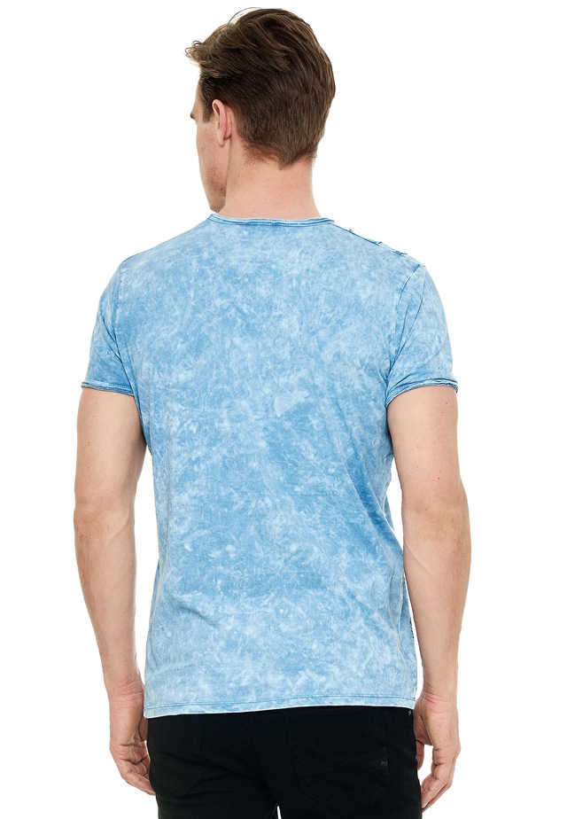 Rusty Neal T-Shirt mit eindrucksvollem Print