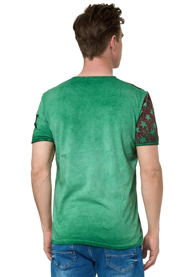 Rusty Neal T-Shirt mit V-Neck