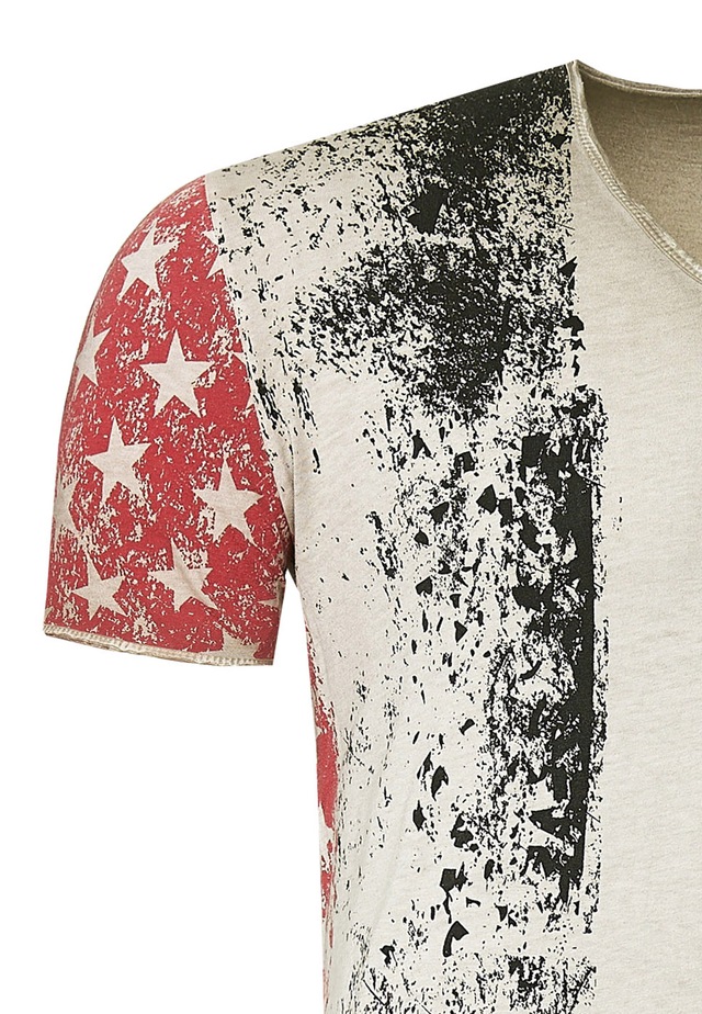 Rusty Neal T-Shirt mit V-Neck