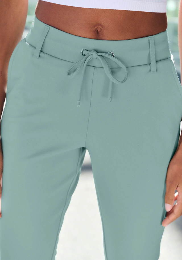 LASCANA Caprileggings mit seitlichen Taschen, Loungewear