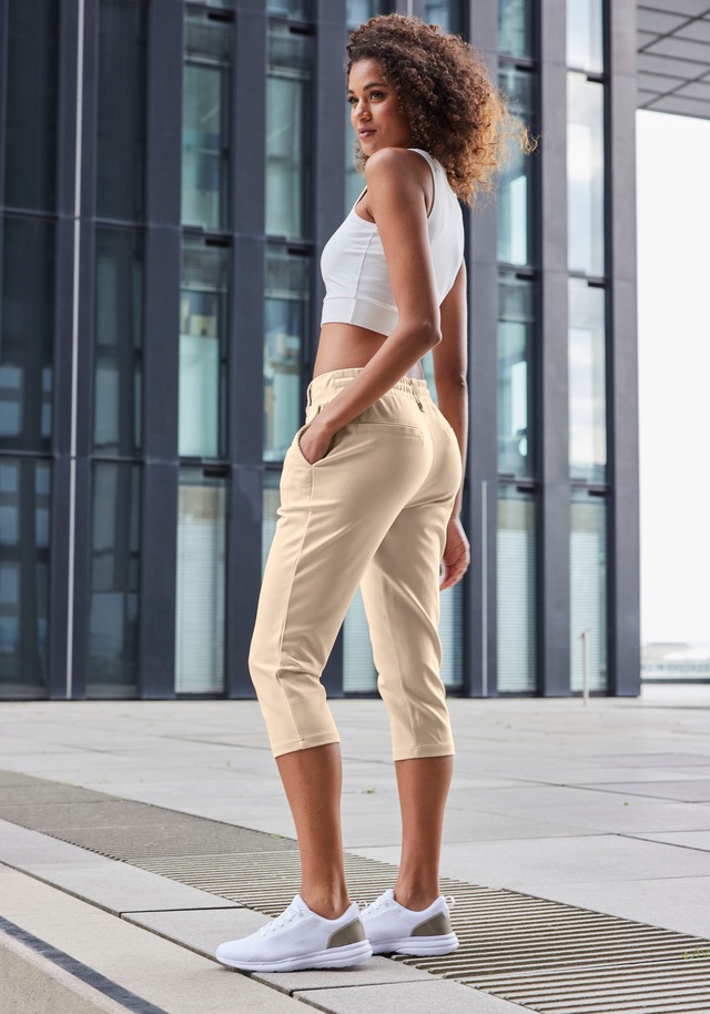 LASCANA Caprileggings mit seitlichen Taschen, Loungewear