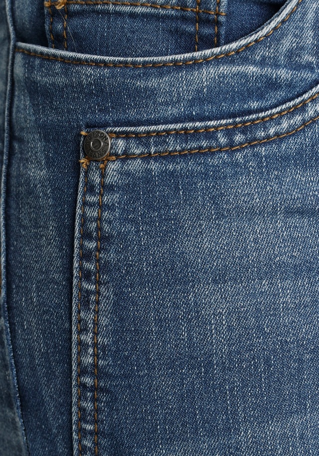 Arizona Bootcut-Jeans »mit Keileinsätzen« ausgestellte Beinform, niedrige Leibhöhe, elastisches Material