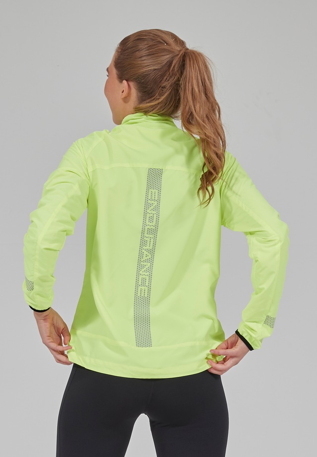 ENDURANCE Laufjacke »CULLY XQL« mit reflektierenden Elementen