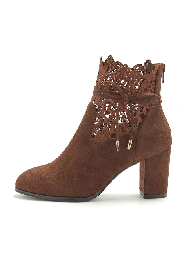 LASCANA High-Heel-Stiefelette »Herbststiefelette, Ankle Boot, Stiefel,« mit modischer Spitze und bequemen Blockabsatz