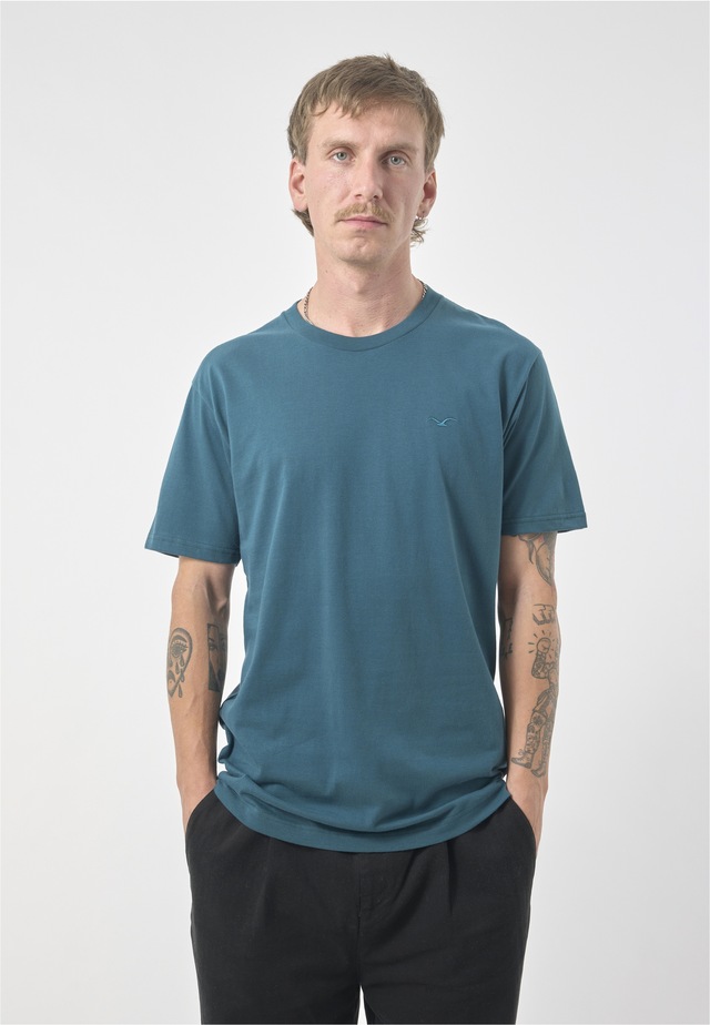 Cleptomanicx T-Shirt »Ligull Regular« mit kleiner Logo-Stickerei