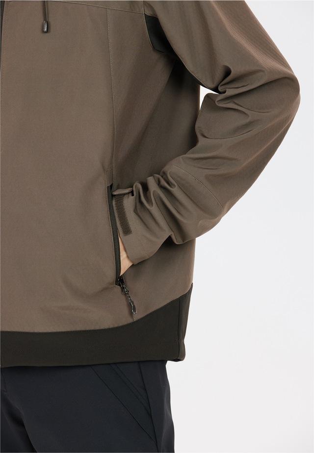 WHISTLER Softshelljacke »Ryder« mit atmungsaktiver Funktions-Membran