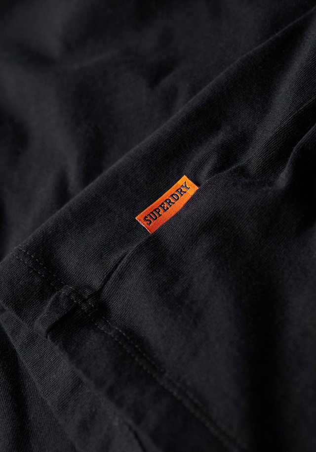 Superdry Rundhalsshirt »Vintage Logo Emb Te« schmale Passform, aus Baumwolle und Single Jersey, mit Stickerei