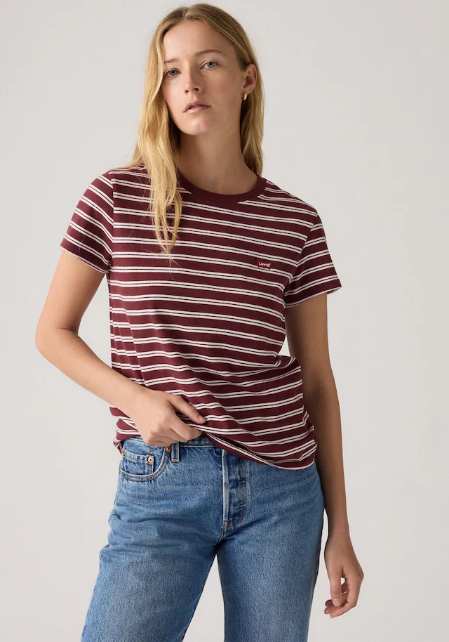 Levi's® T-Shirt »PERFECT TEE« mit kleiner Logo-Stickerei