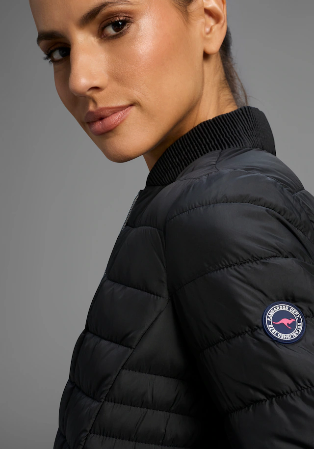 KangaROOS Steppjacke Übergangsjacke, figurbetonter Schnitt, hüftlange Passform