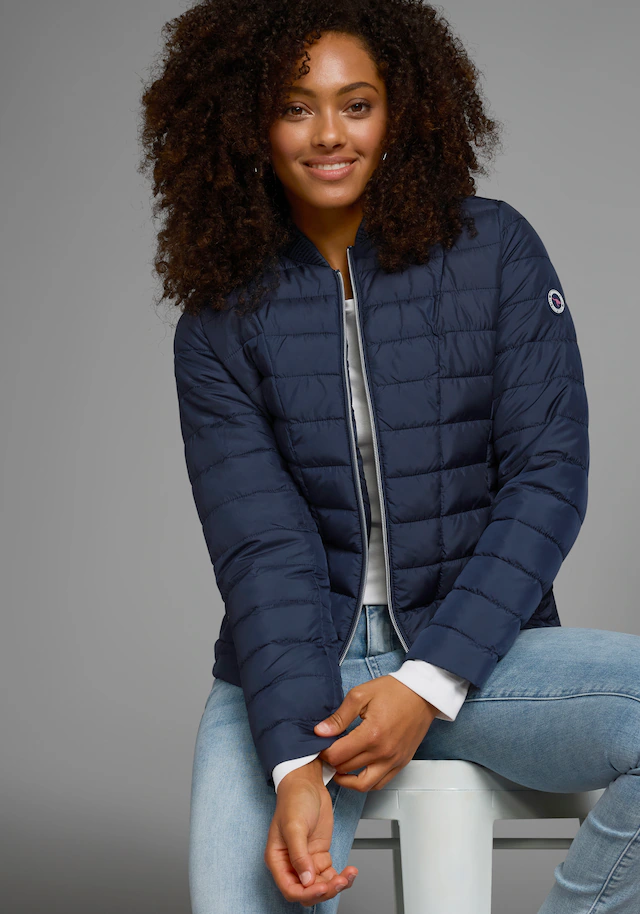 KangaROOS Steppjacke Übergangsjacke, figurbetonter Schnitt, hüftlange Passform