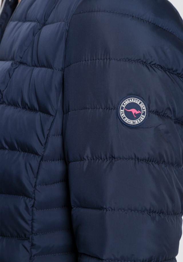 KangaROOS Steppjacke Übergangsjacke, figurbetonter Schnitt, hüftlange Passform