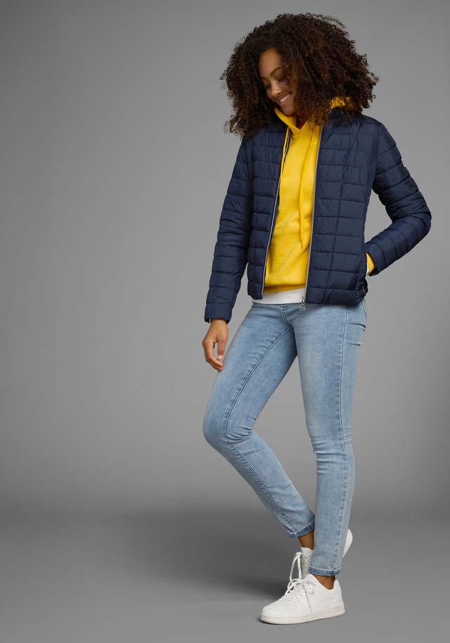 KangaROOS Steppjacke Übergangsjacke, figurbetonter Schnitt, hüftlange Passform