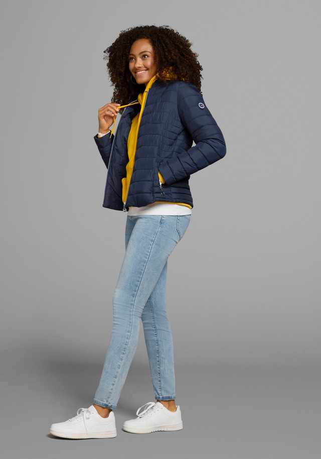 KangaROOS Steppjacke Übergangsjacke, figurbetonter Schnitt, hüftlange Passform