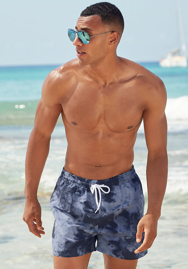 Venice Beach Badeshorts »Mat« mit trendigem Batikdruck